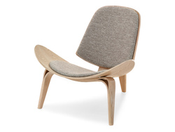 Beige lænestol med egetræsben ROLAND