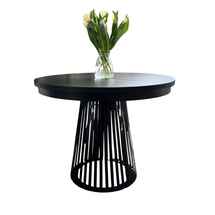 Rundt spisebord med sort ben 100 - 180 cm ALEXANDER