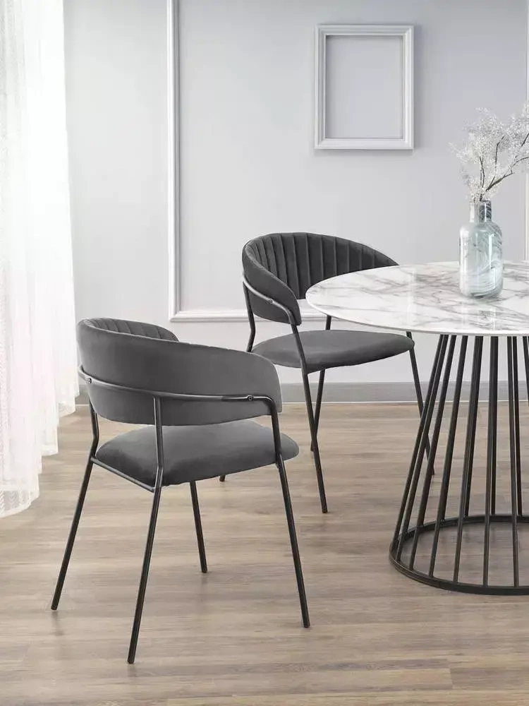 Grå velour stol K426