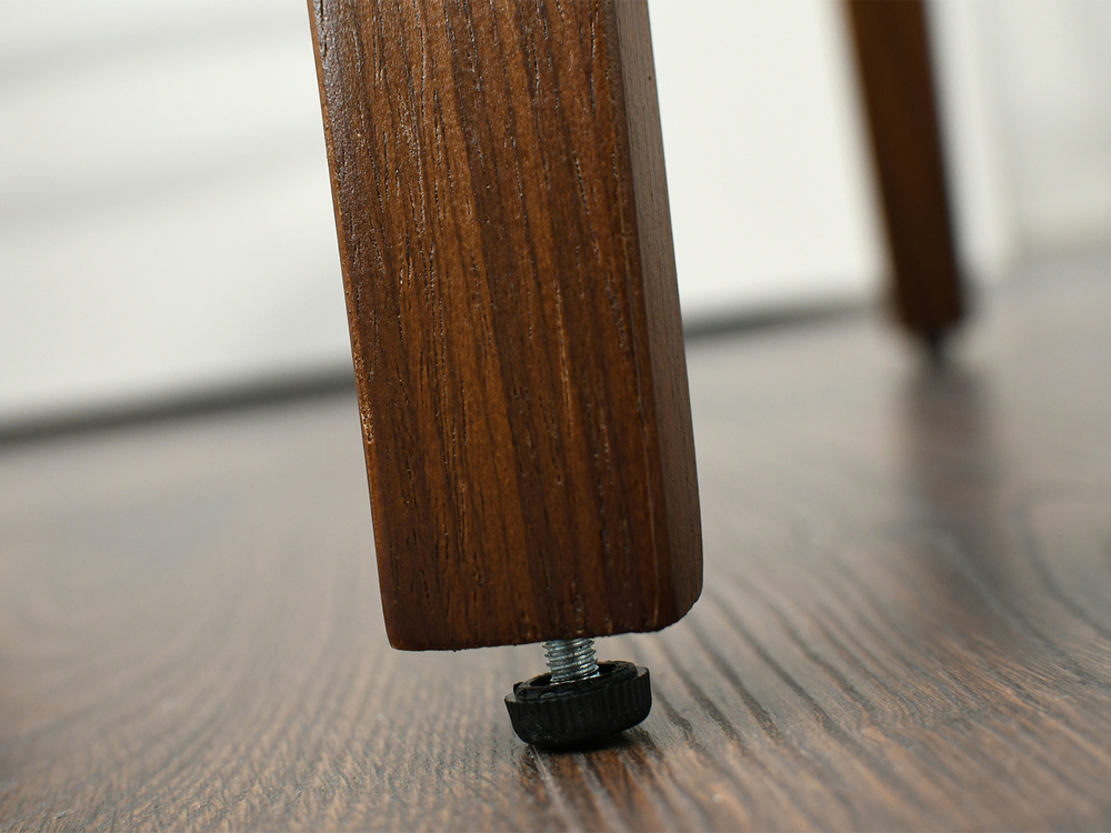 Hocker i valnød, sorte ben, sæde i valnød ROTTO