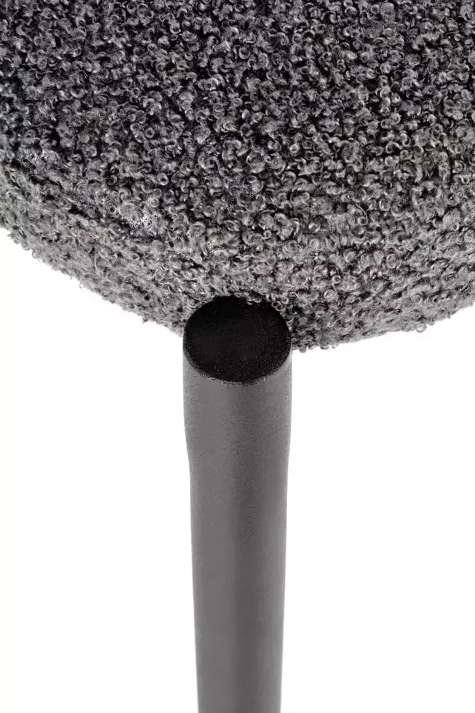 Grå spisestuestol med armlæn K477