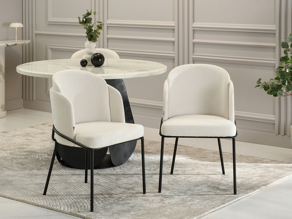 Moderne beige stol med sorte metalben CONNEL