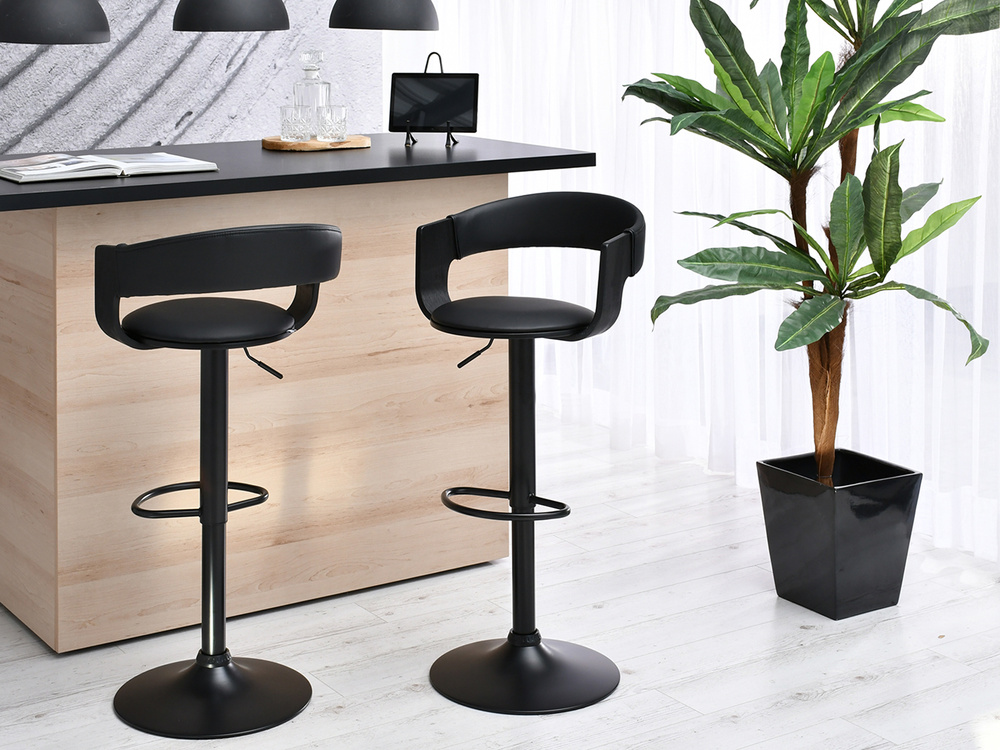 Hocker sort sort ben ROTTO