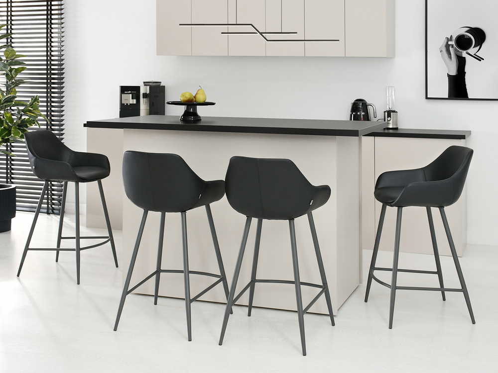 Hocker sort økologisk læder sort ben MIGEL