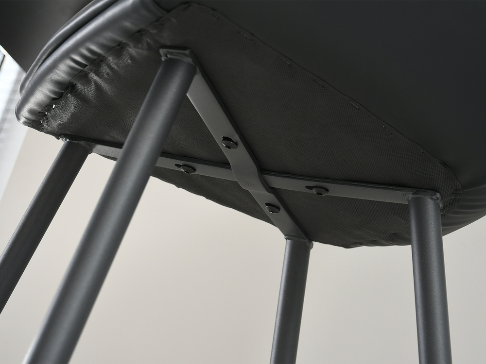 Hocker sort økologisk læder sort ben MIGEL