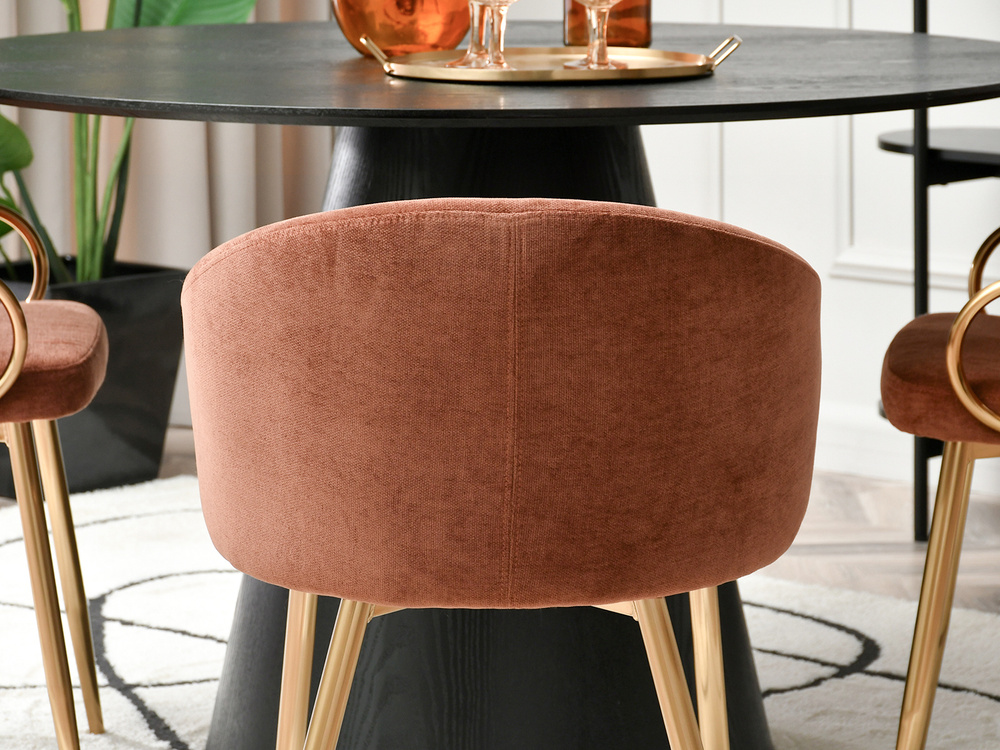 CLARA designerstol med ben i kobber og guld