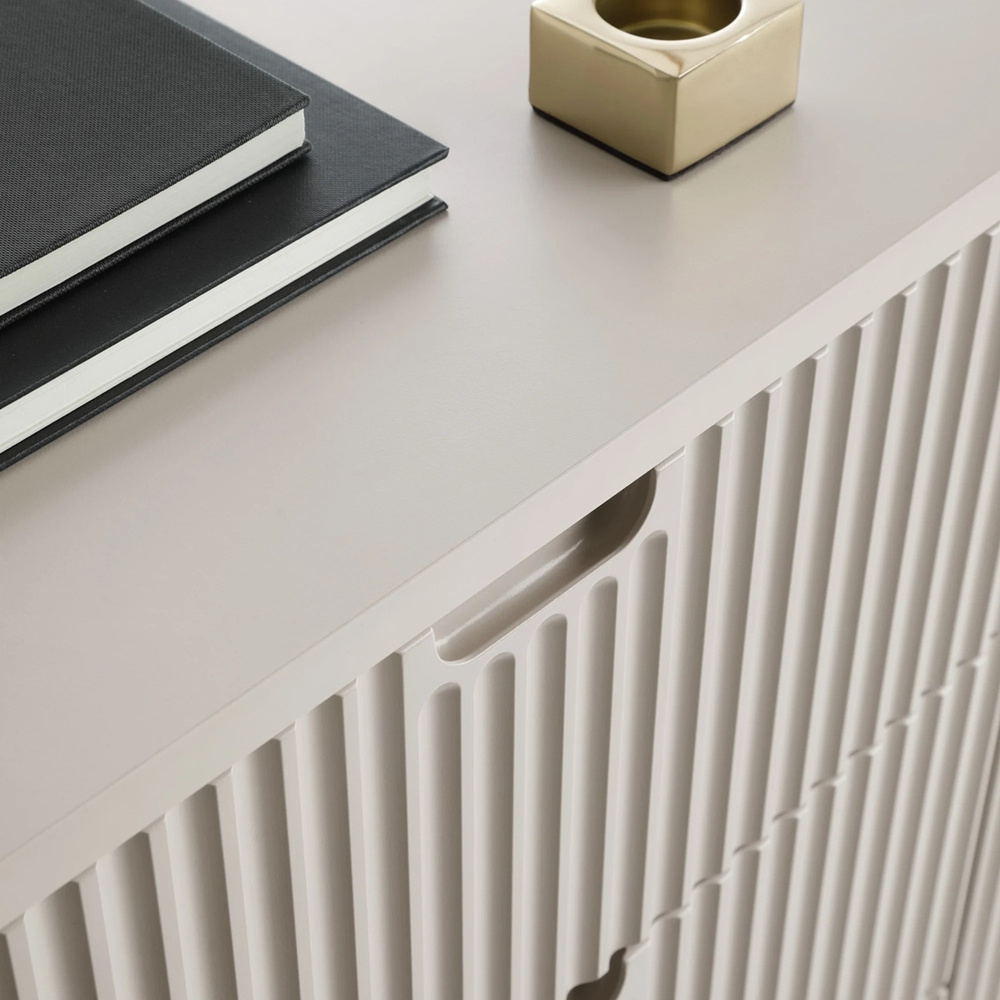 Beige riflet kommode, 168 cm CALMA