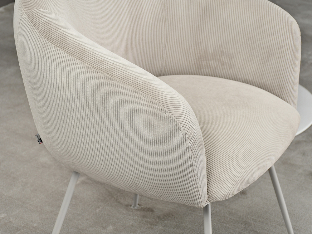 Fløjlsstol beige grå ben MIDO