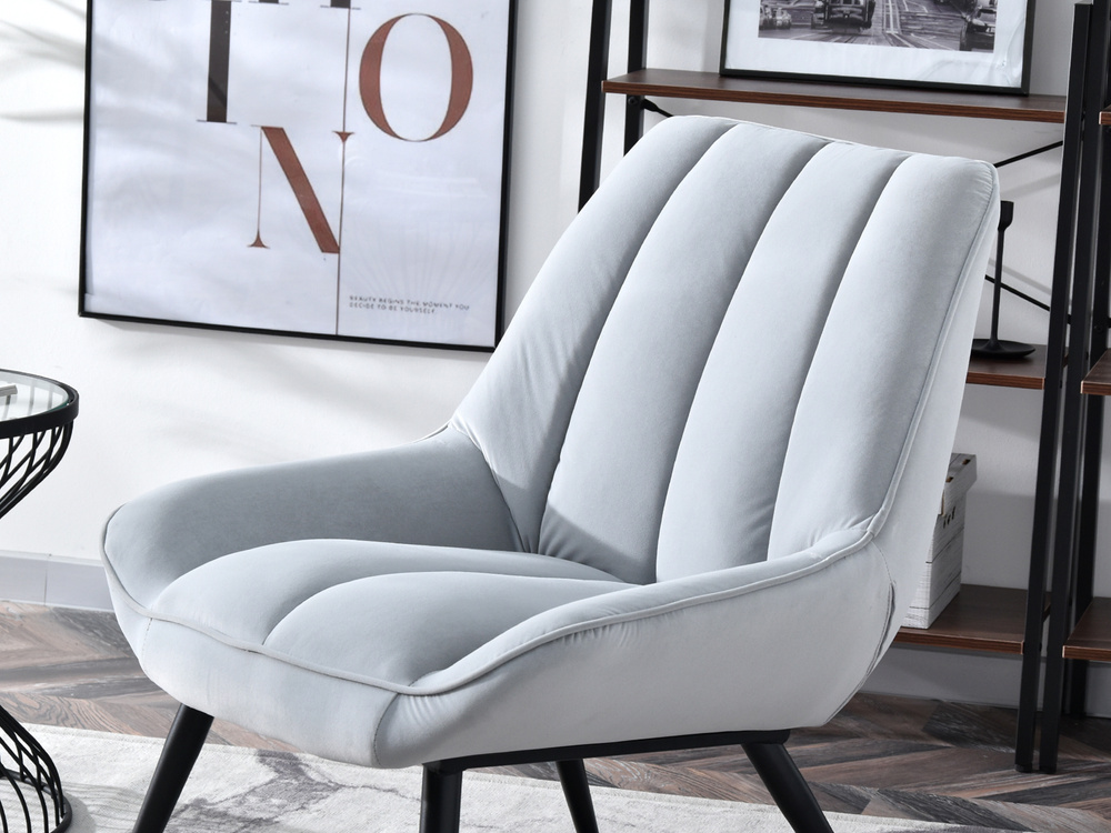 Velourlænestol grå med sorte ben ZOTI