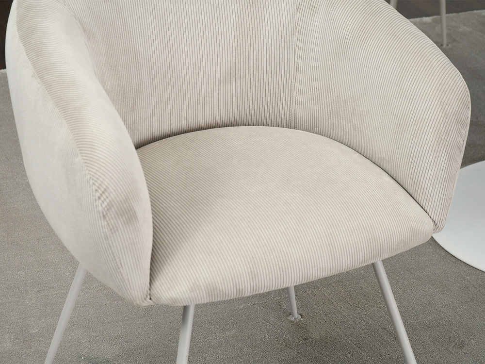 Fløjlsstol beige grå ben MIDO